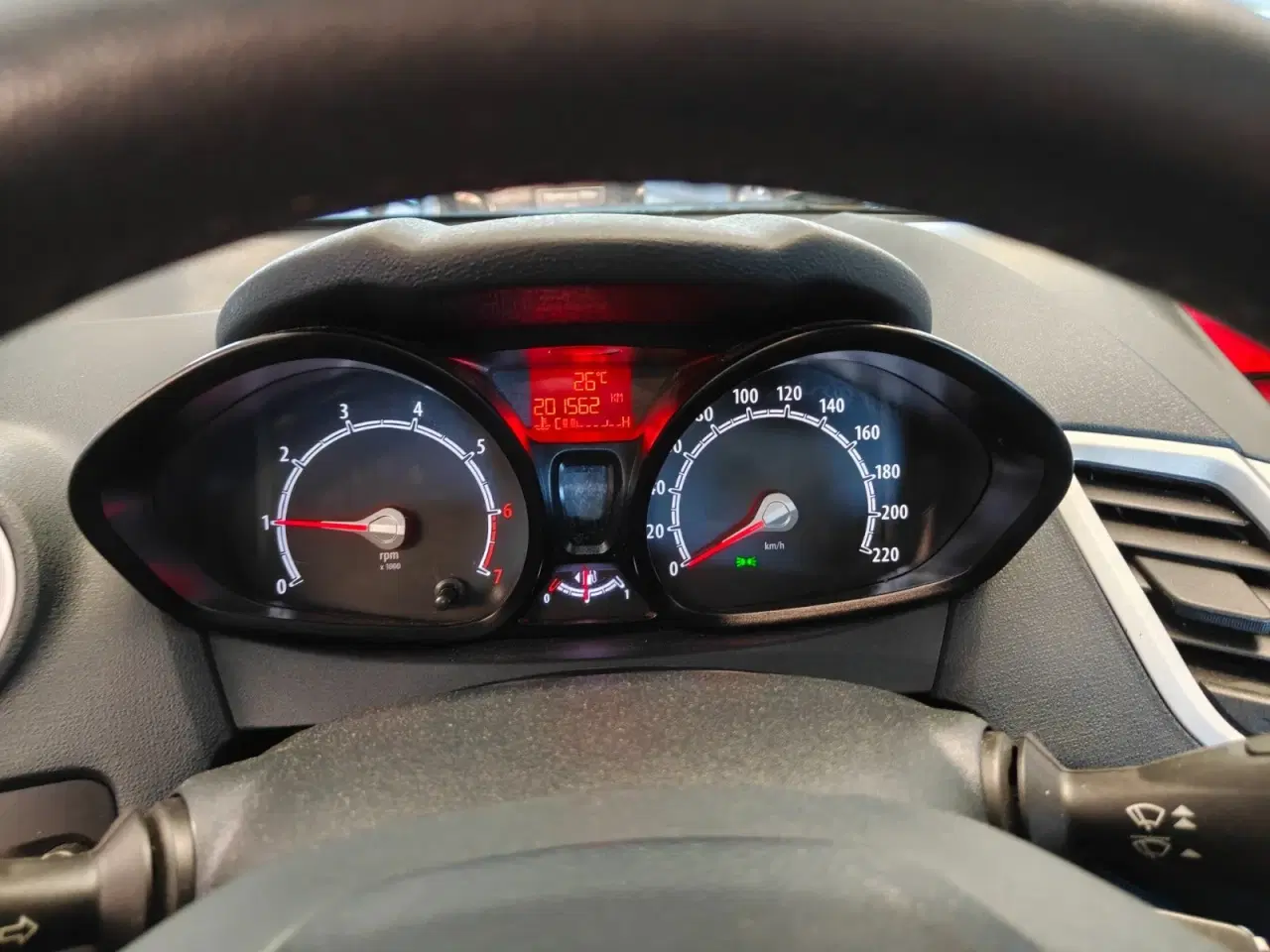 Billede 15 - Ford Fiesta 1,25 60 Trend