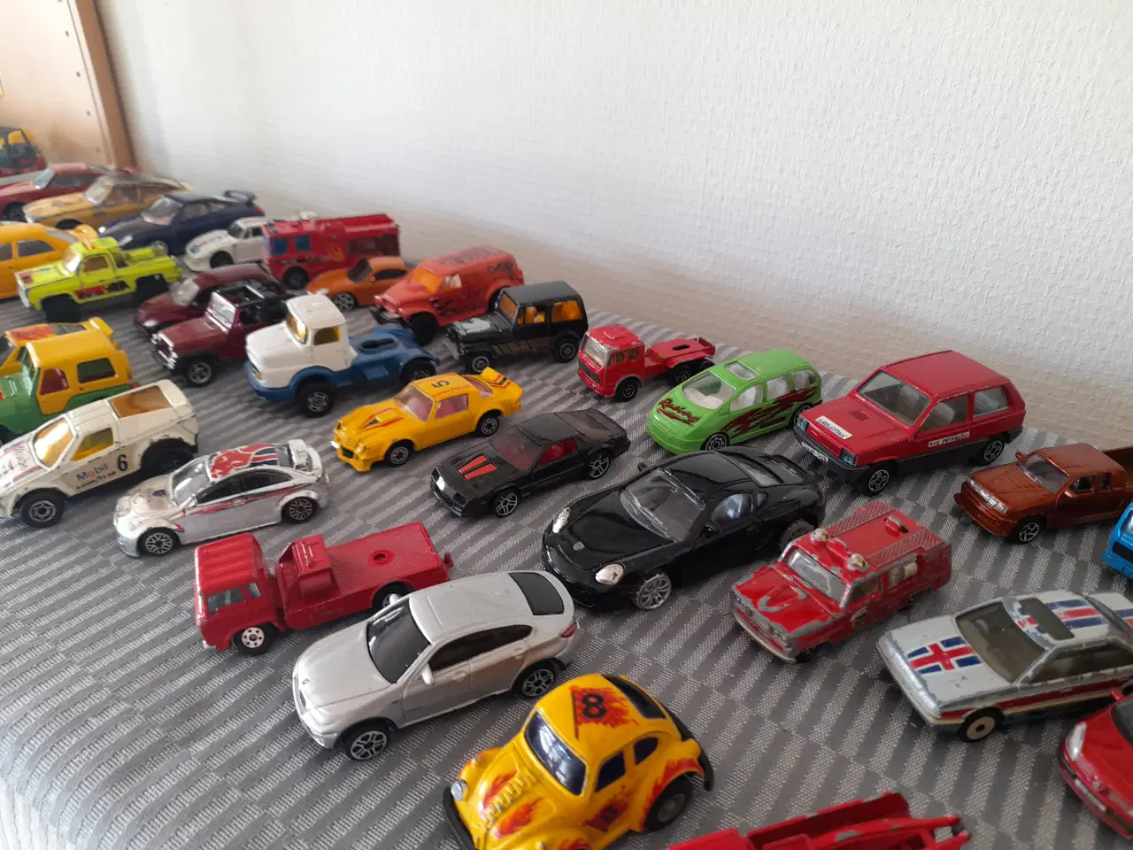 Billede 4 - Legetøjsbiler 50 stk, velholdte.