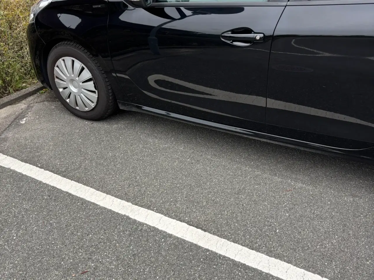 Billede 2 - Peugeot 208 1,5 BlueHDi 100 Signature Sky