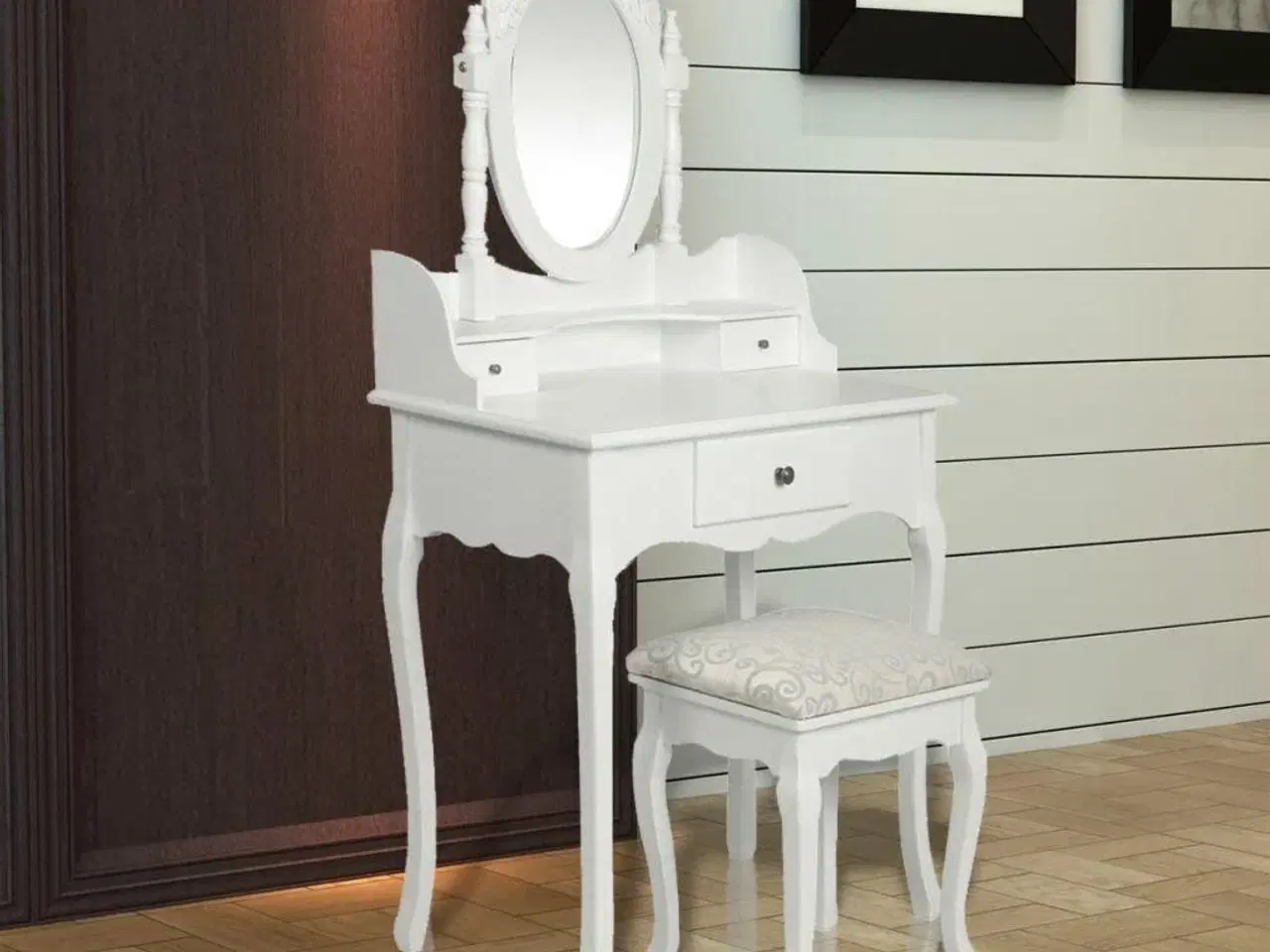 Billede 7 - Sminkebord med spejl og taburet hvid