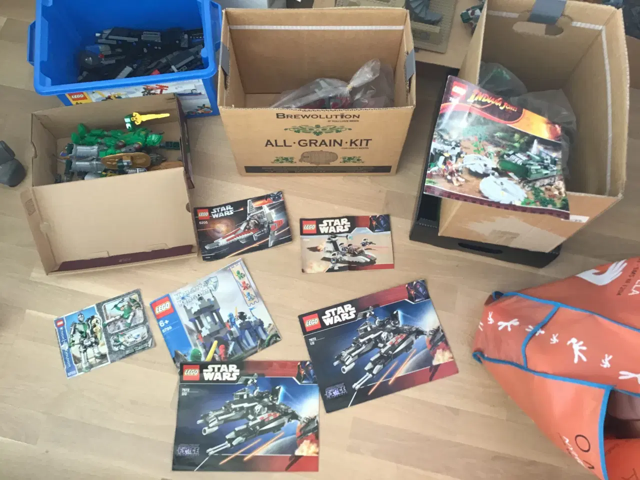 Billede 8 - LEGO 5 sæt plus 12,5 kilo løs