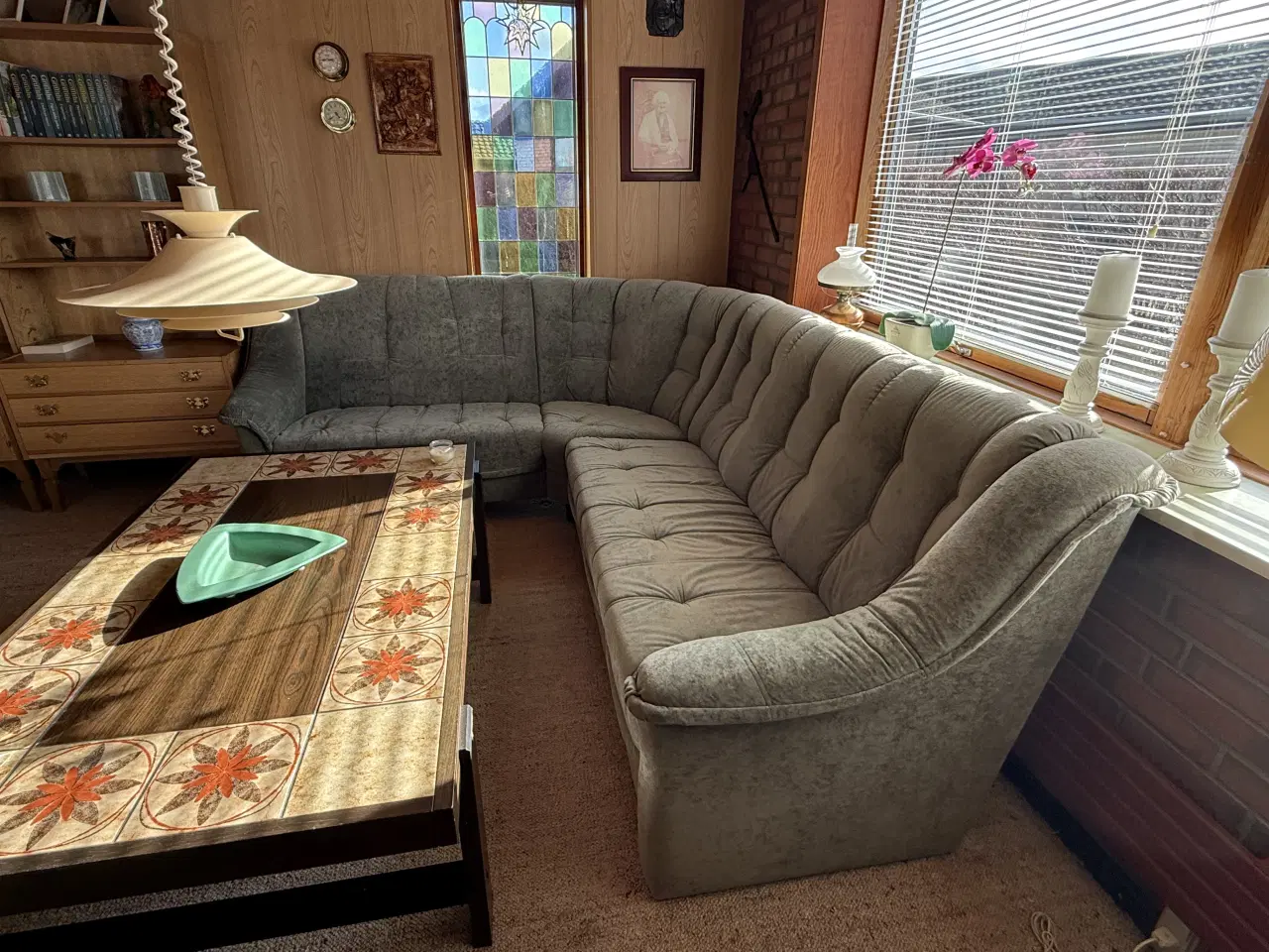 Billede 3 - Hjørnesofa i grøn velour