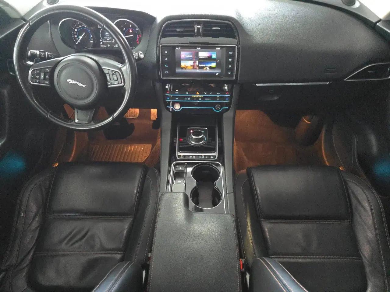 Billede 9 - Jaguar F Pace AWD 2,0 180 HK SUV