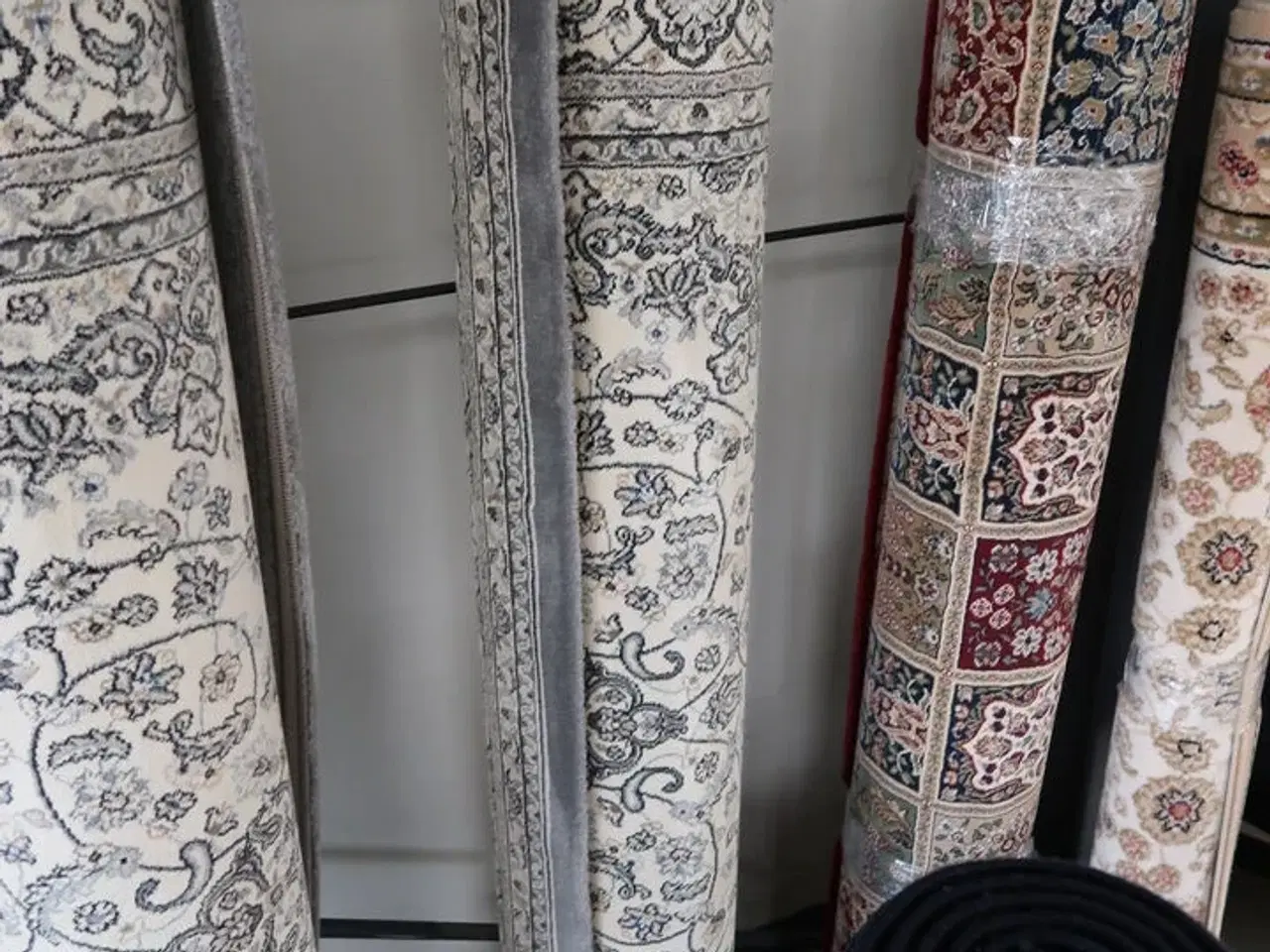 Billede 1 - Gulvtæppe LEONARDO PP