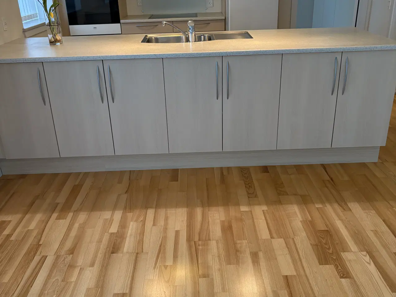 Billede 2 - Komplet HTH køkken med hårde hvidevarer