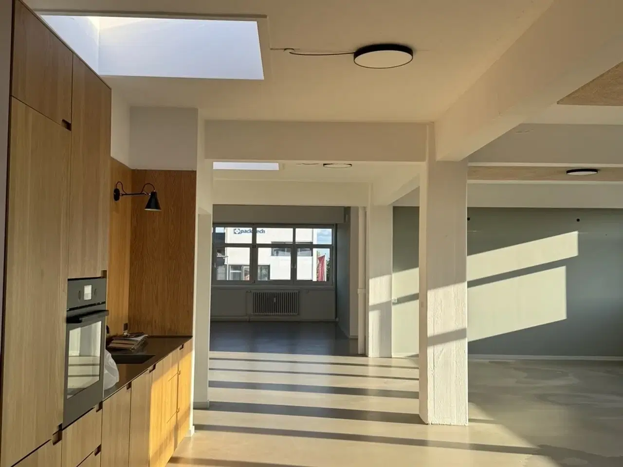 Billede 18 - Centralt beliggende ejendom med synlig facade mod Herlev Hovedgade