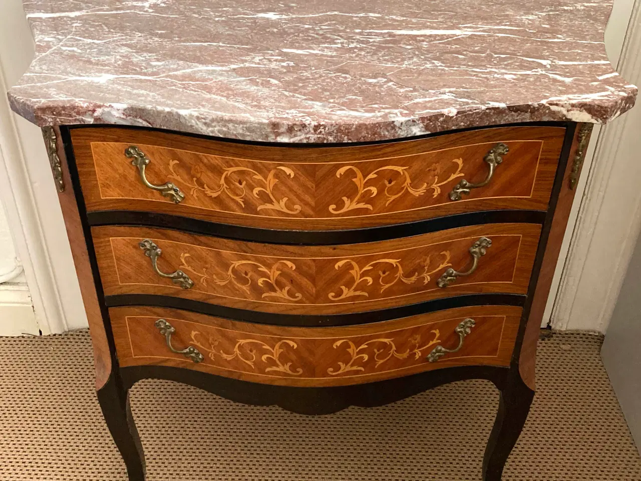 Billede 2 - Fineste lille elegante rokoko kommode