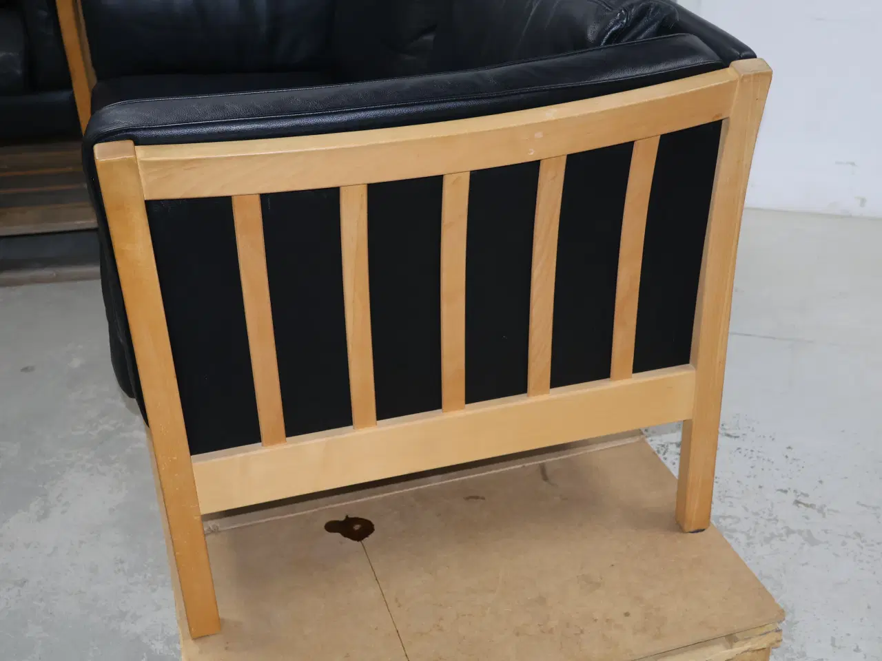 Billede 4 -  Stouby sofagruppe i sort læder