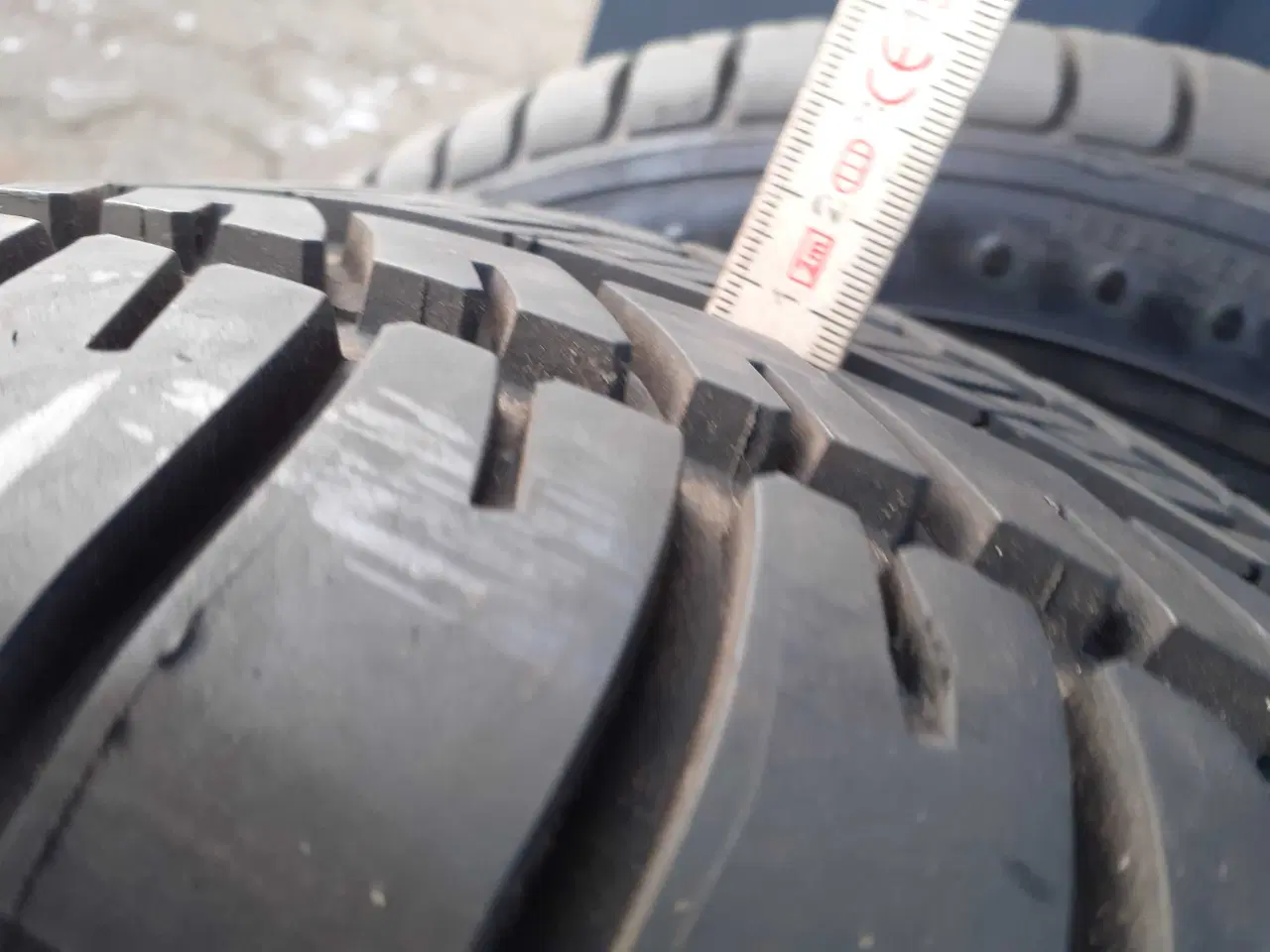 Billede 8 - Dæk til bil og trailer