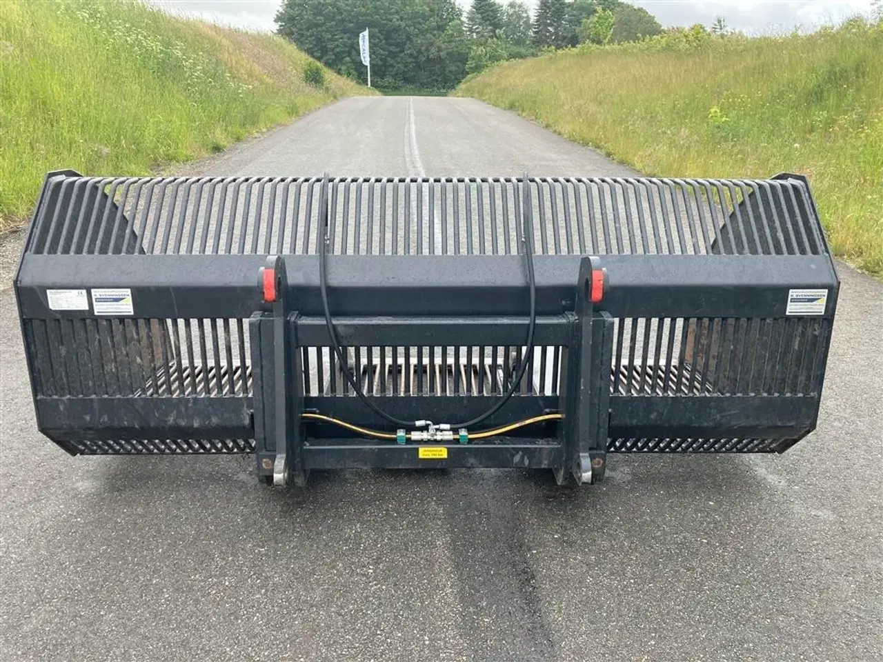 Billede 7 - KS Højtipskovl for kartofler Demoskovl 11-2023 buede gavle KS edition