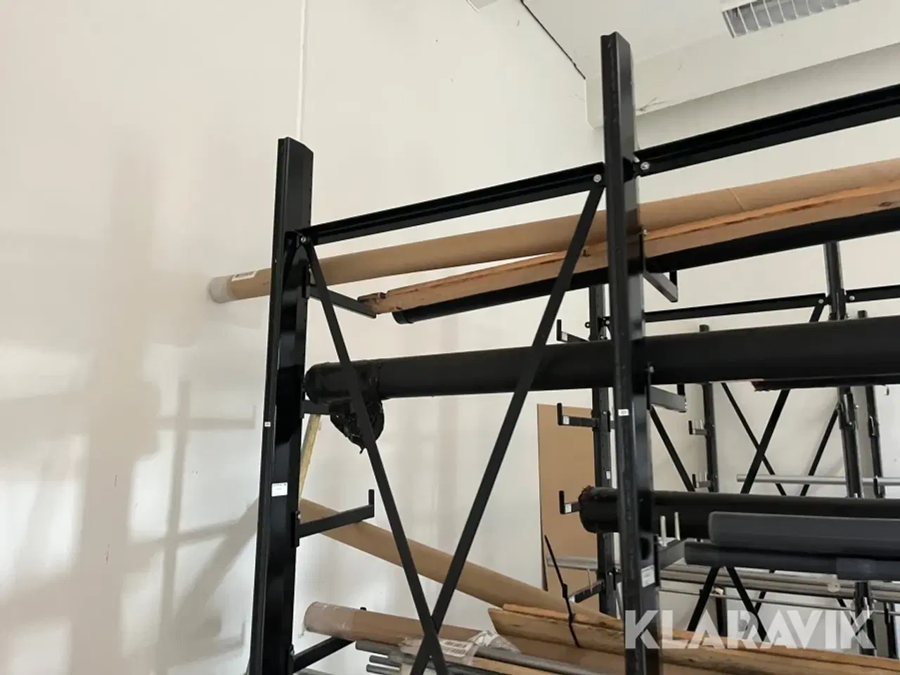 Billede 8 - Grenreol en række