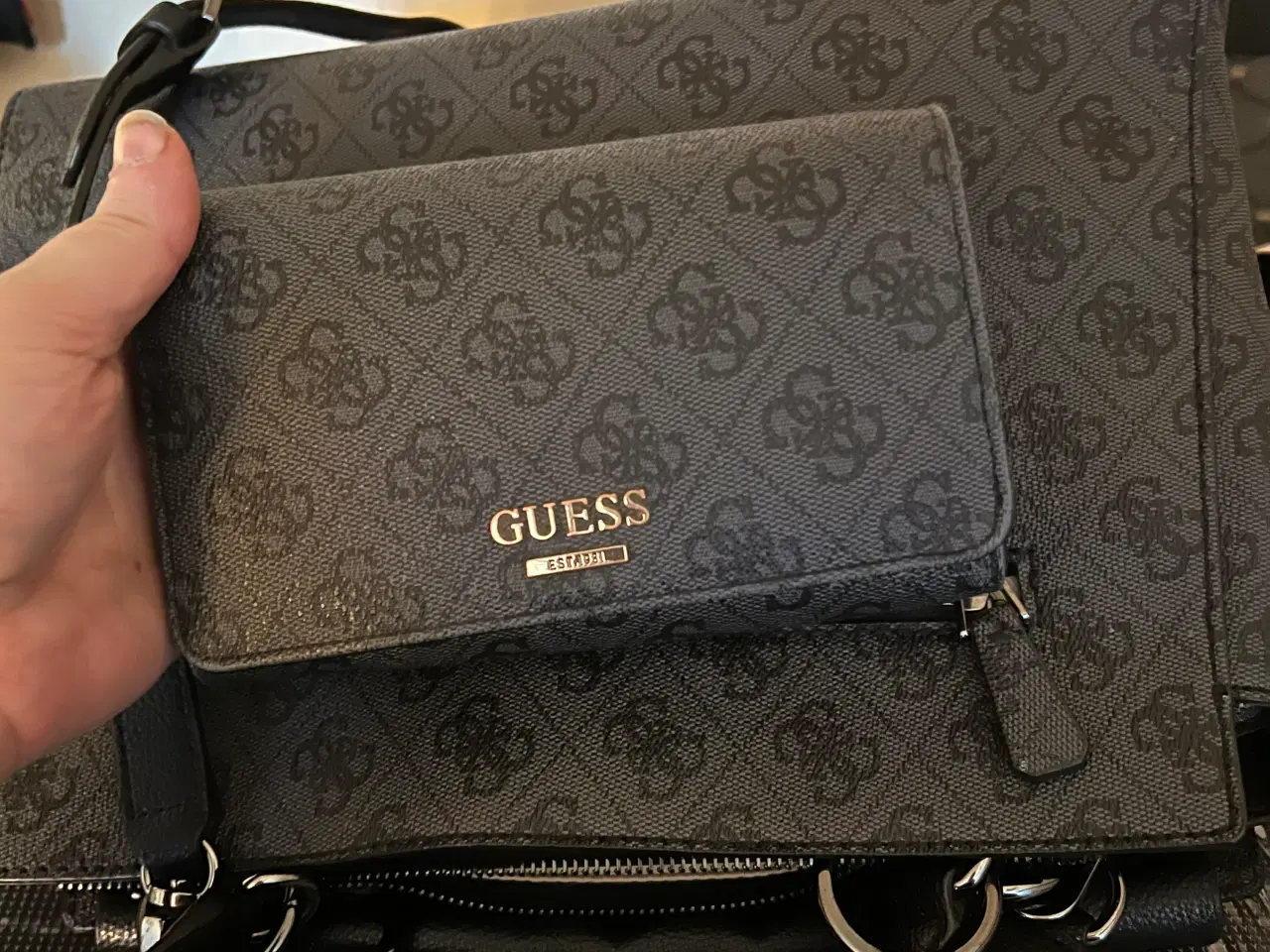 Billede 1 - Guess taske og pung 