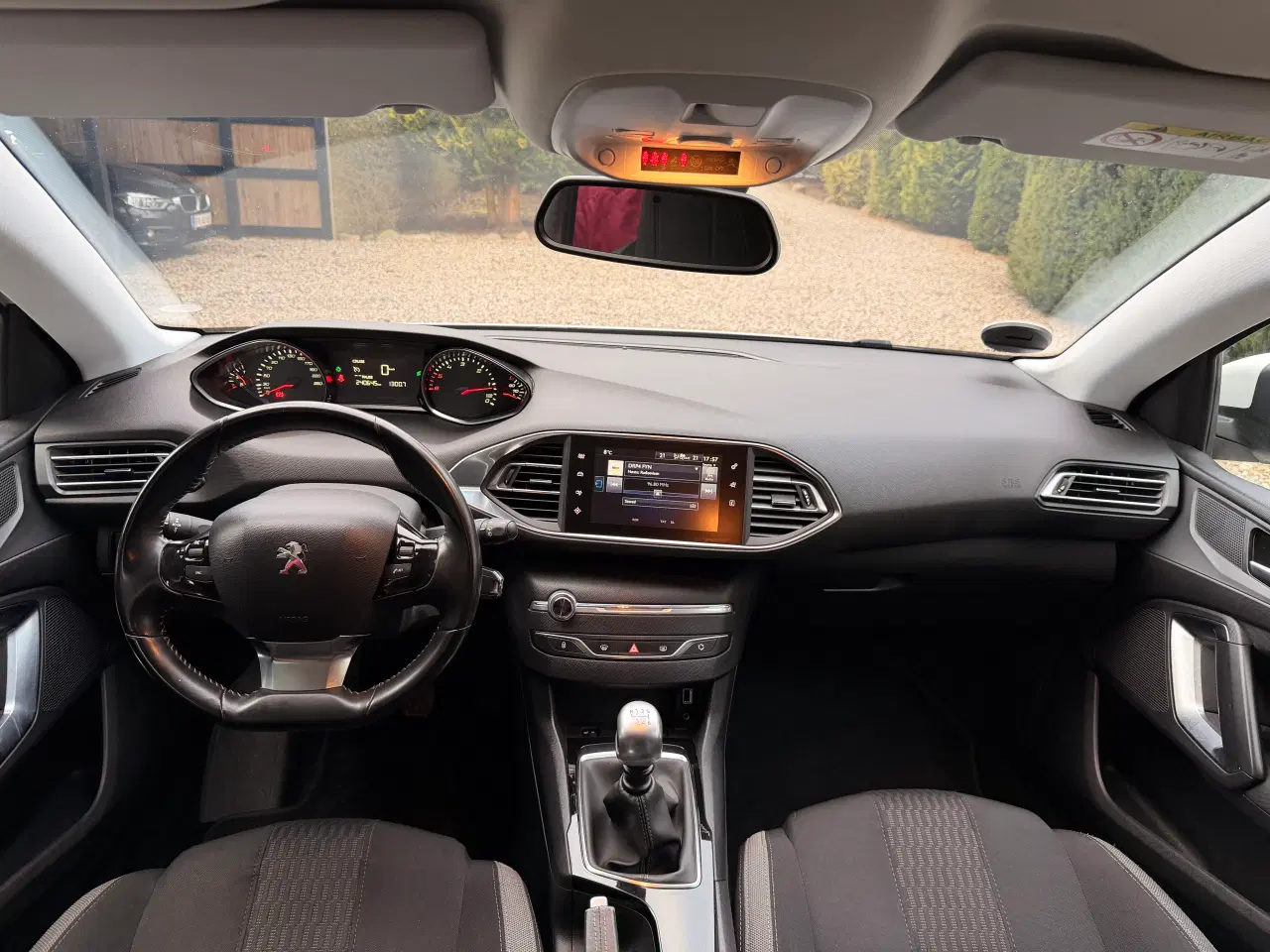 Billede 6 - Peugeot 308 1,6 BlueHDi 120 Style SW, Nysynet