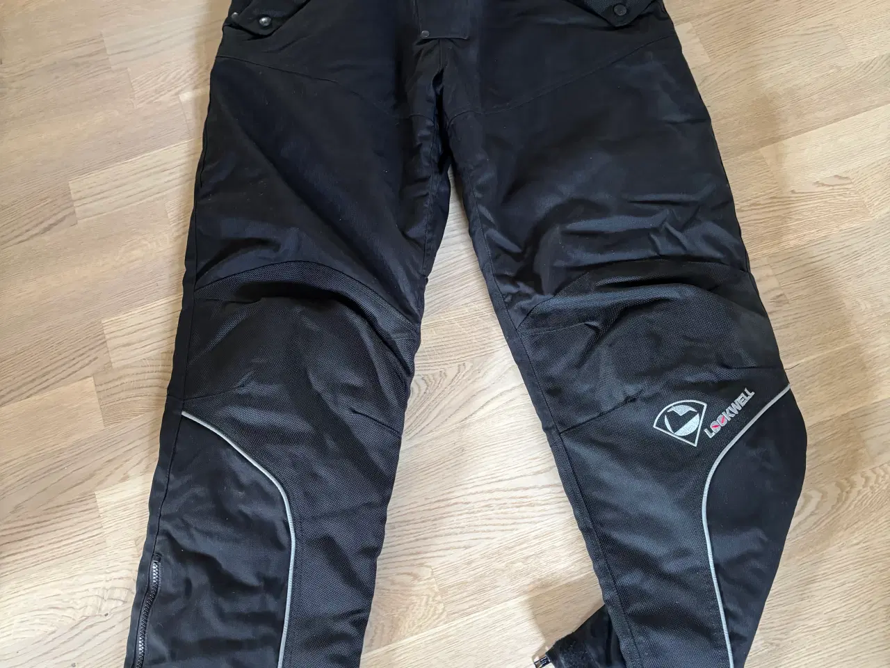 Billede 2 - Mc bukser størrelse L