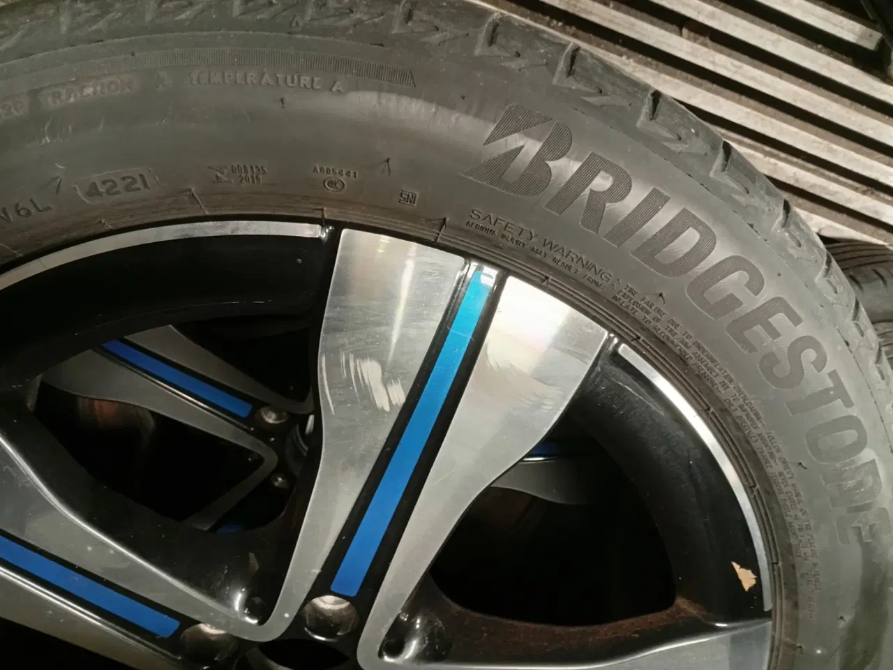 Billede 1 - 19” originalfælge m/ dæk til Mercedes EQA/EQB