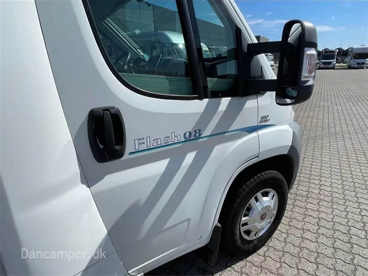 Billede 19 - 2010 - Chausson Flash 08   Sælges Engros kun til CVR.NR. - Solid og rummelig Chausson Flash 08 - en god begynderbil