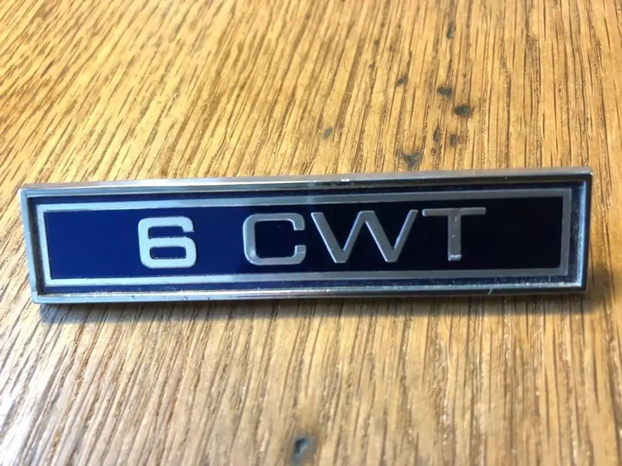 Billede 1 - Ford 6 CWT emblem