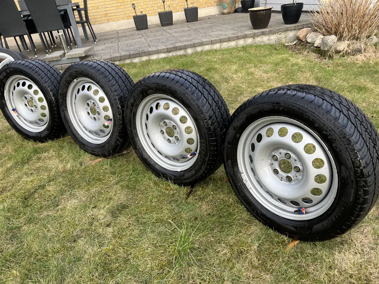 Billede 6 - MERCEDES 17 5x112 med DUNLOP Sommerdæk