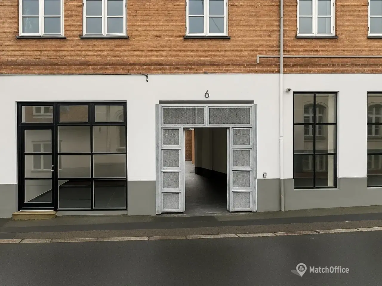 Billede 2 - Butik/kontorlokale til leje med leksible faciliteter.