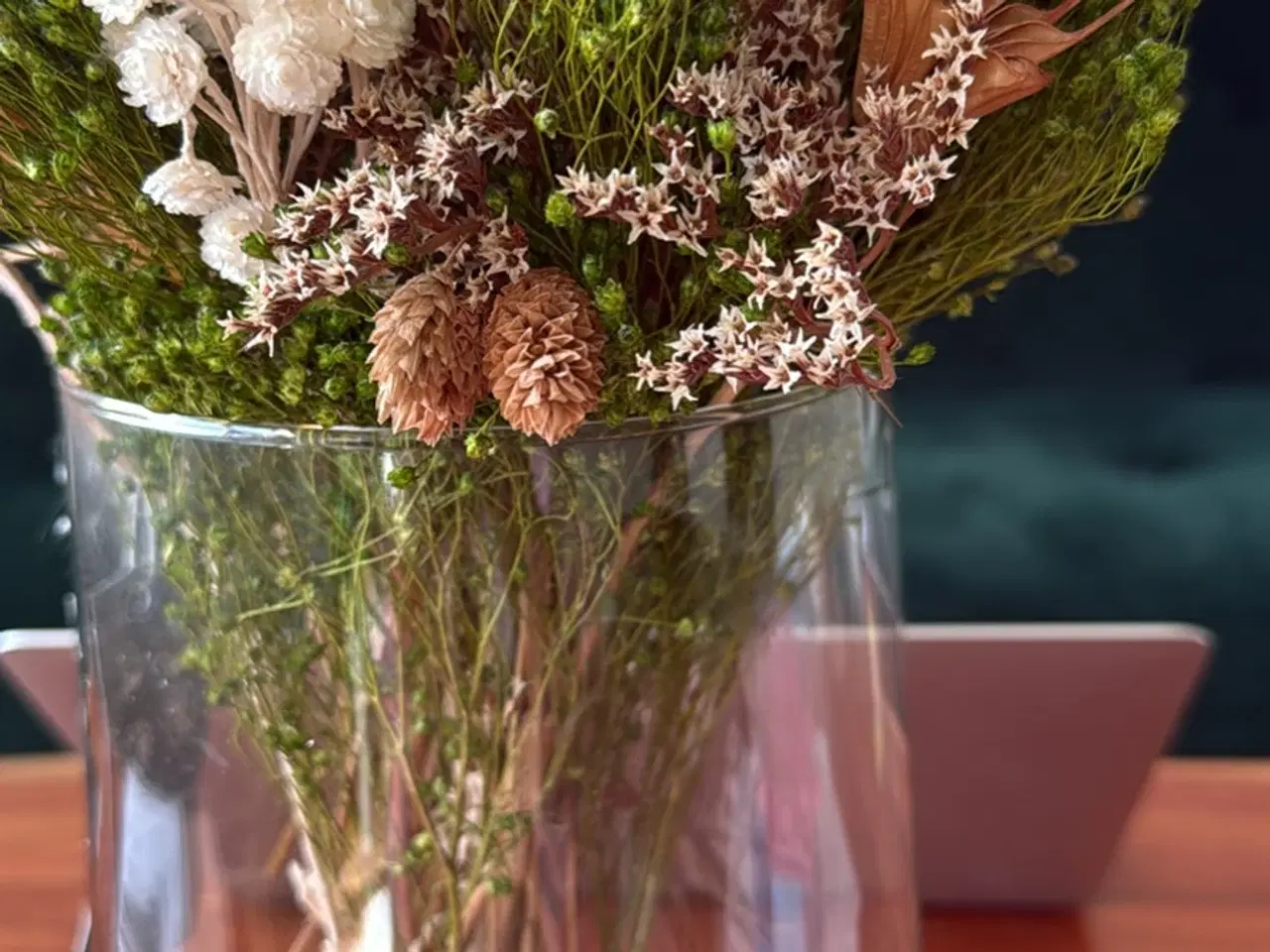 Billede 2 - Vase med blomster