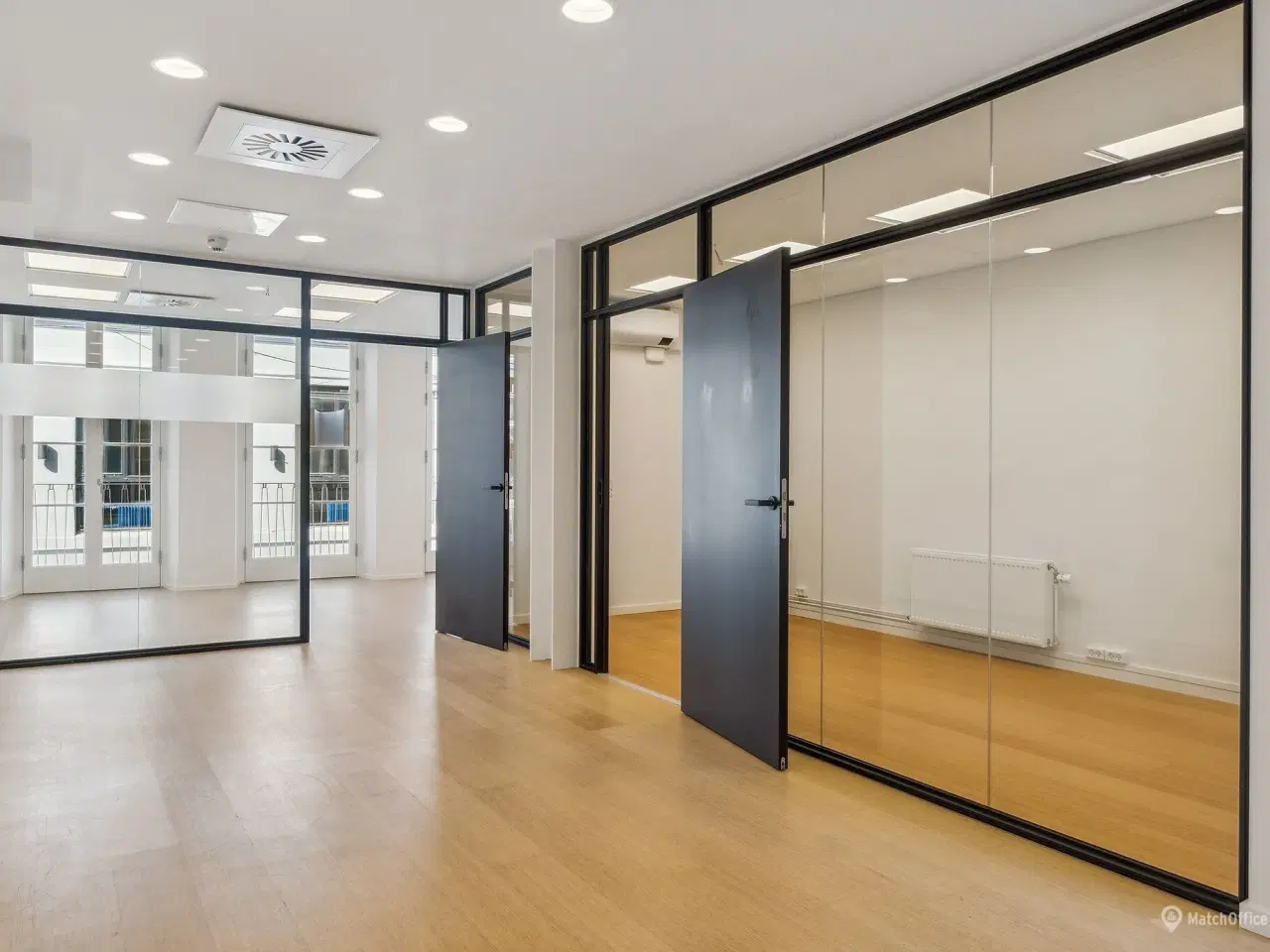 Billede 3 - INGEN BINDING - Flot og indbydende kontorlejemål på 152 m²