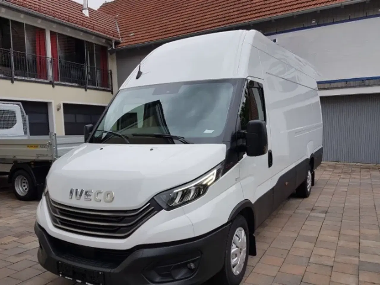 Billede 1 - Iveco - Daily 35S18 18m³ L4H3