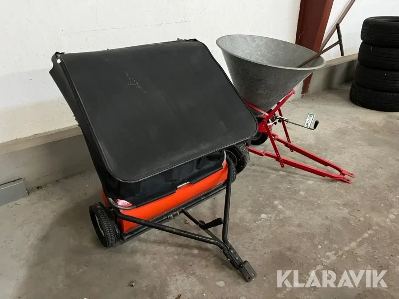 Billede 2 - Græsopsamler og gødningsspreder Husqvarna og Rondini