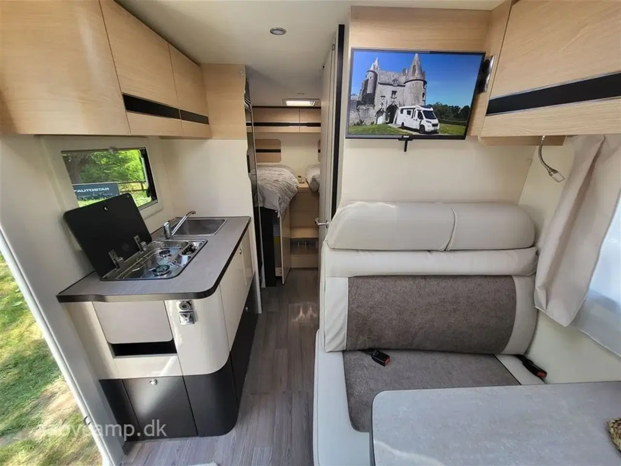Billede 8 - 2024 - Autostar Performance 680 LJ-FD Automatgear. Solceller. 200 Ah Lithium Batteri. 2000w Inverter. Varme på Spildevandstank. Cykelstativ med El hejs. KUN 5500 KM!!!