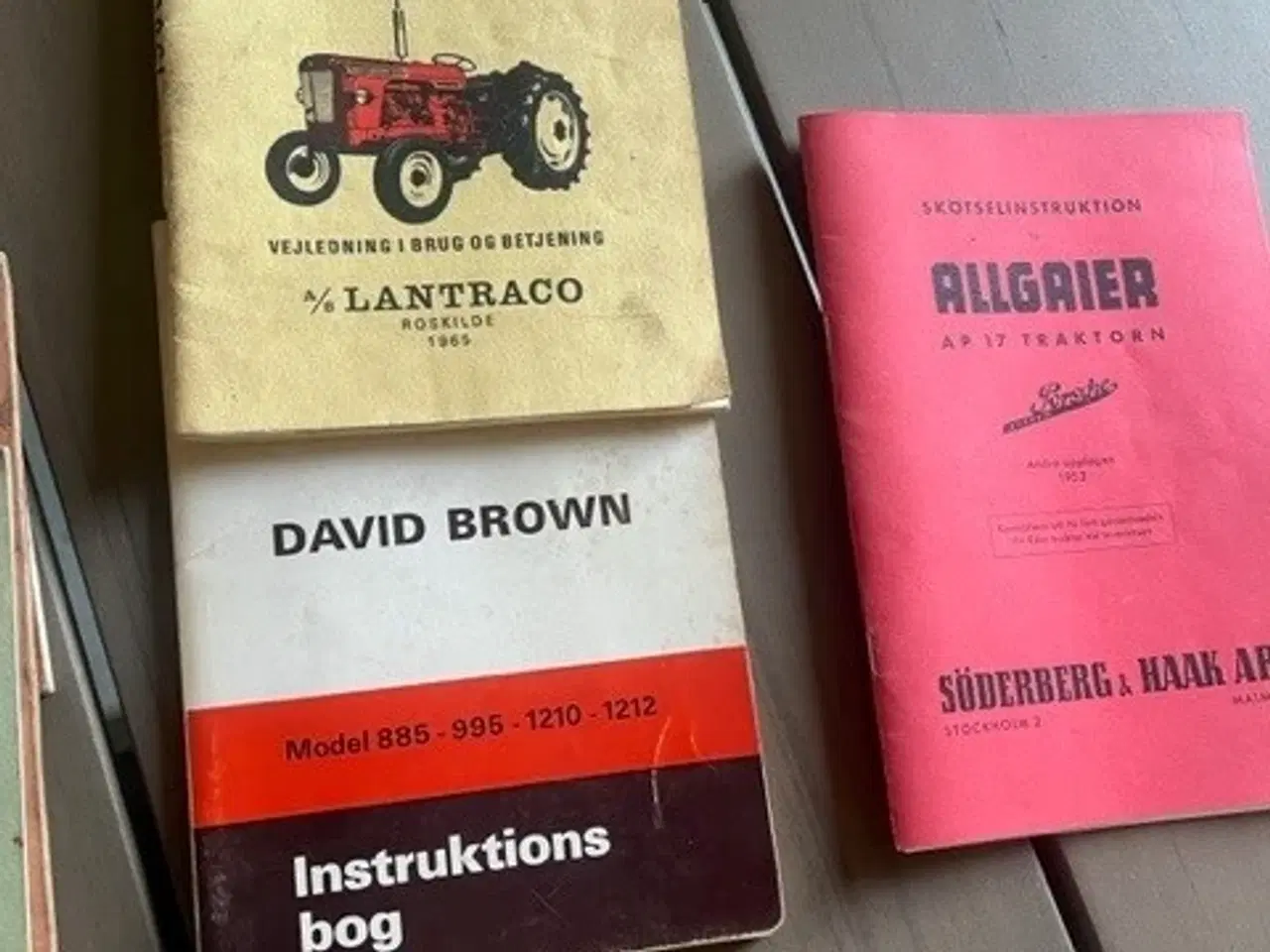 Billede 1 - instruktionsbøger til gamle traktorer
