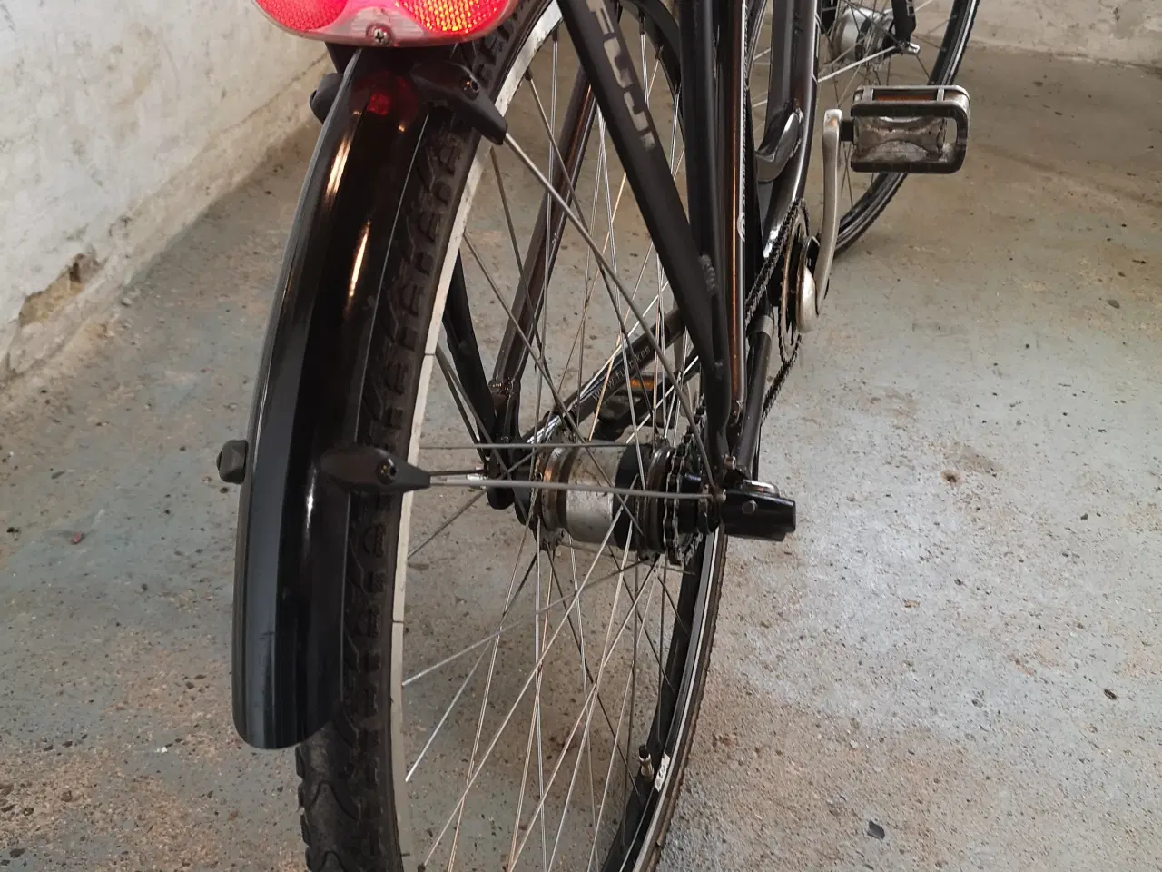 Billede 13 - FUJI CLASS 28" 53cm højt  7 gear, ny kæde, meget l