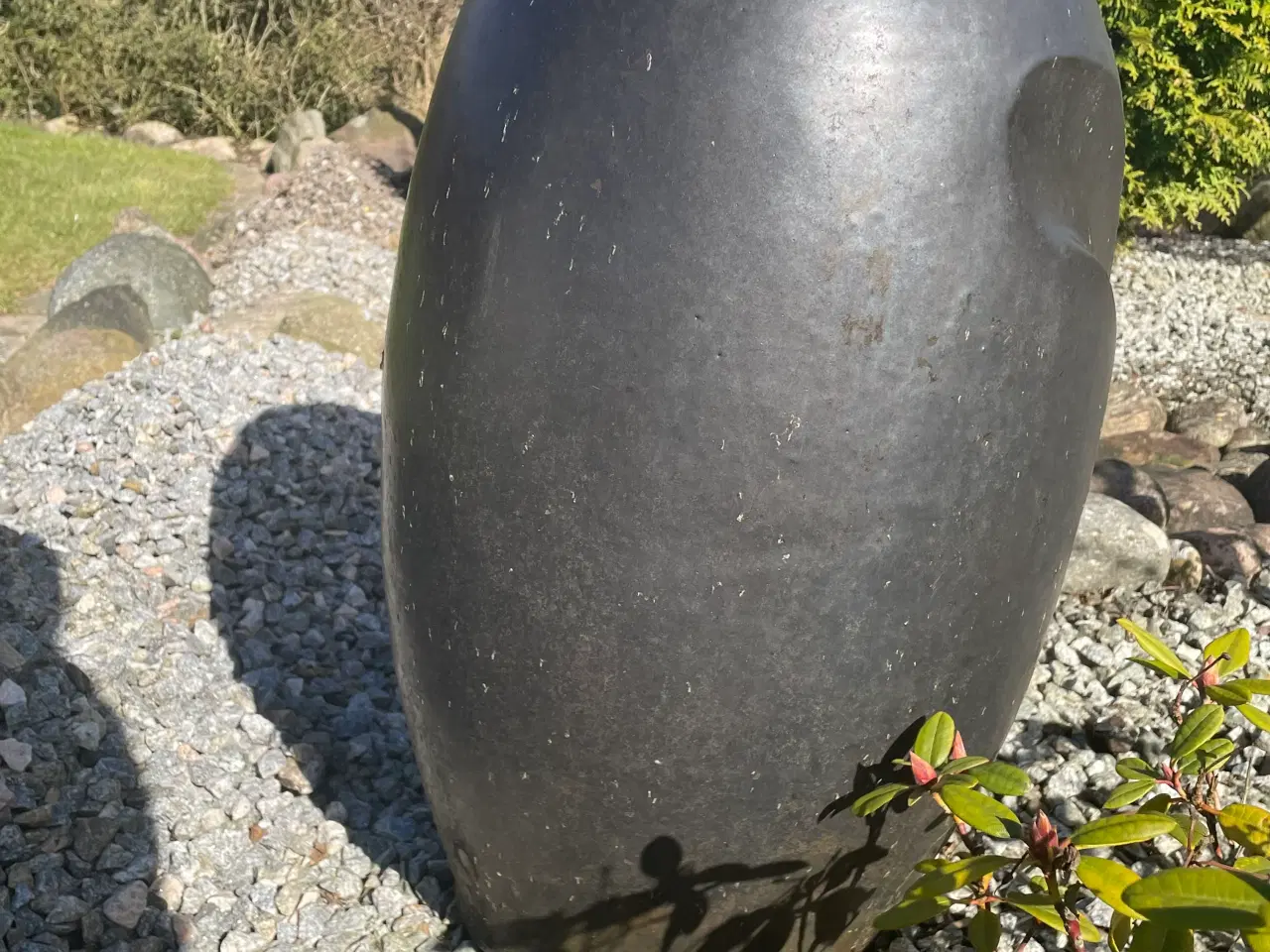 Billede 5 - Moderne havefontæne / vandsten inkl. pumpe
