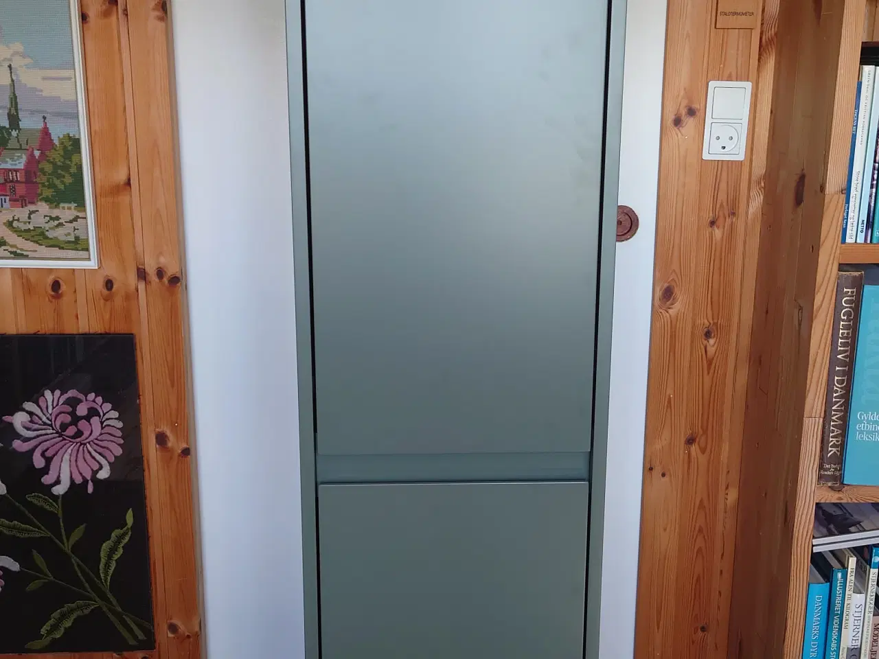 Billede 2 - Molde højskab til bad med glashylder