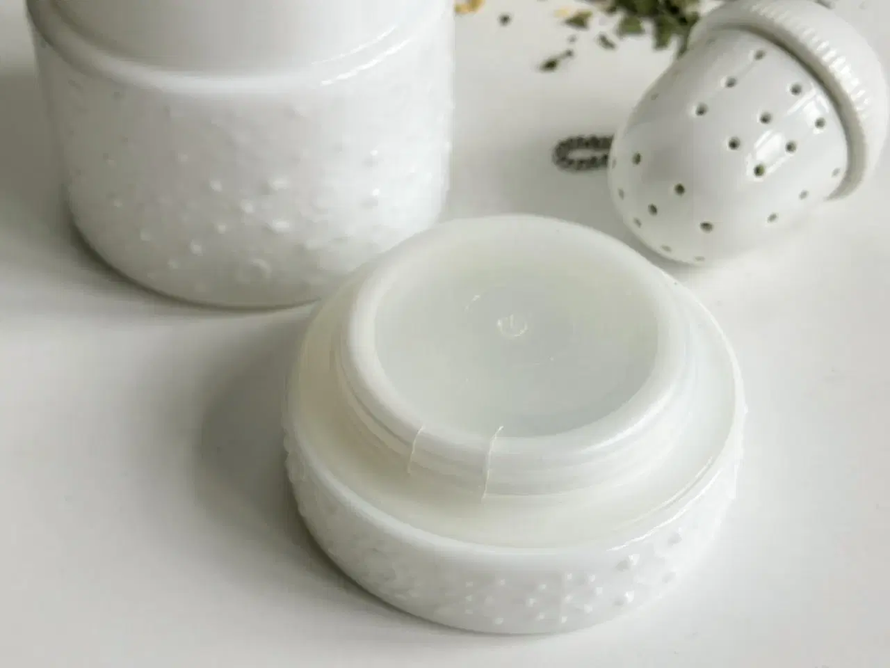 Billede 4 - Opalineglas m låg, NB