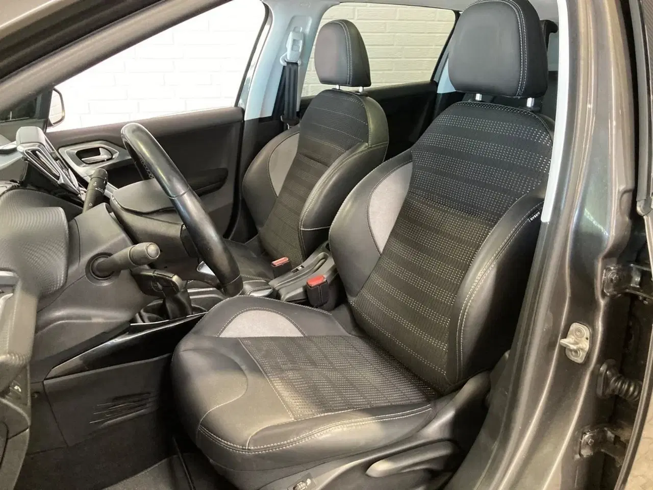 Billede 7 - Peugeot 2008 1,2 e-THP 110 Allure Sky