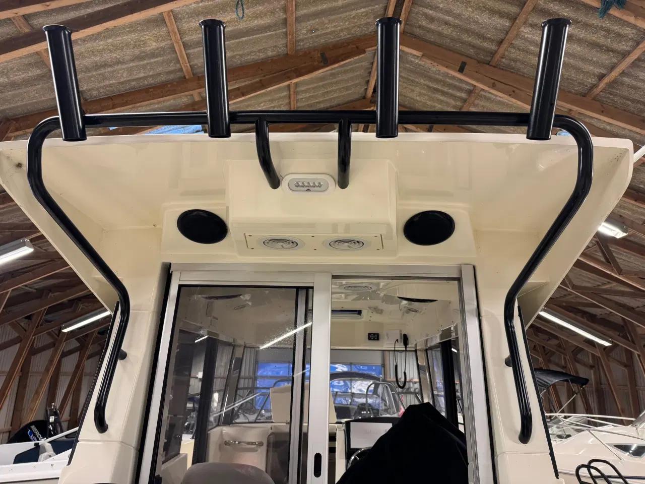 Billede 32 - Captur 705 Pilothouse med 225 hk Mercury-EFI DS 3,4L V6 XL - alt i udstyr.