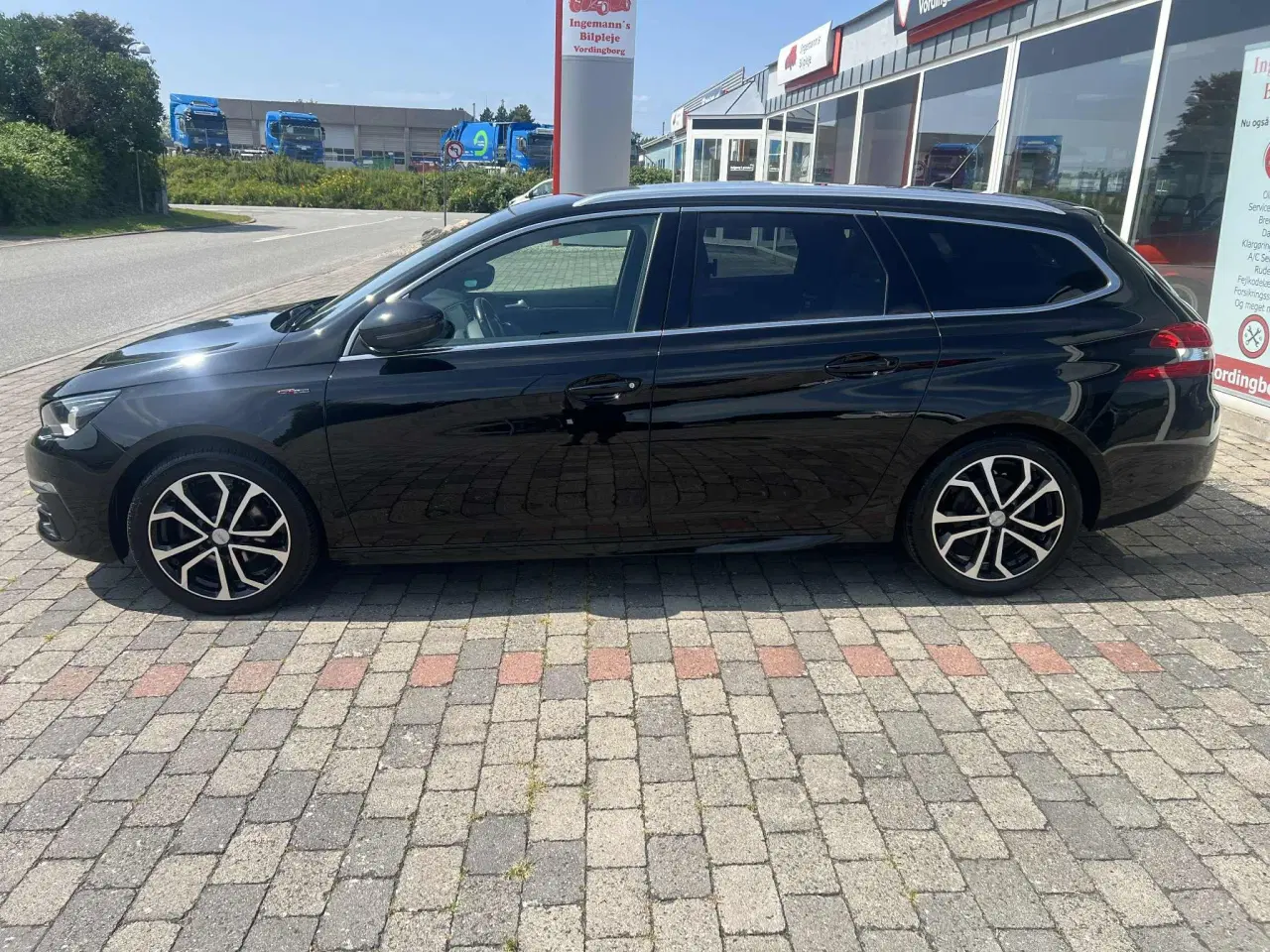 Billede 2 - Peugeot 3081,2 e-THP 130 GT Line SW EAT6 5d