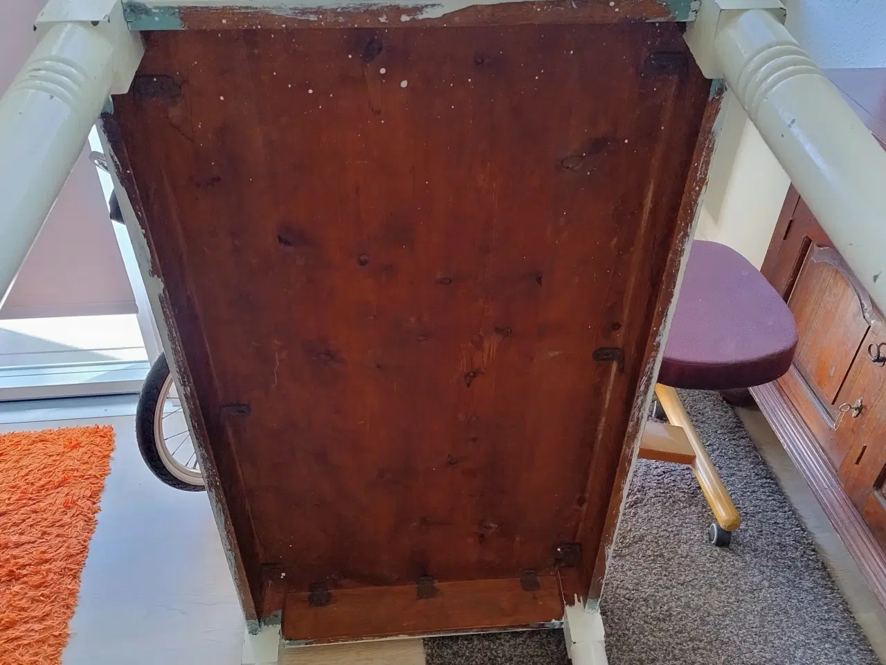 Billede 4 - Fyrtræ bord