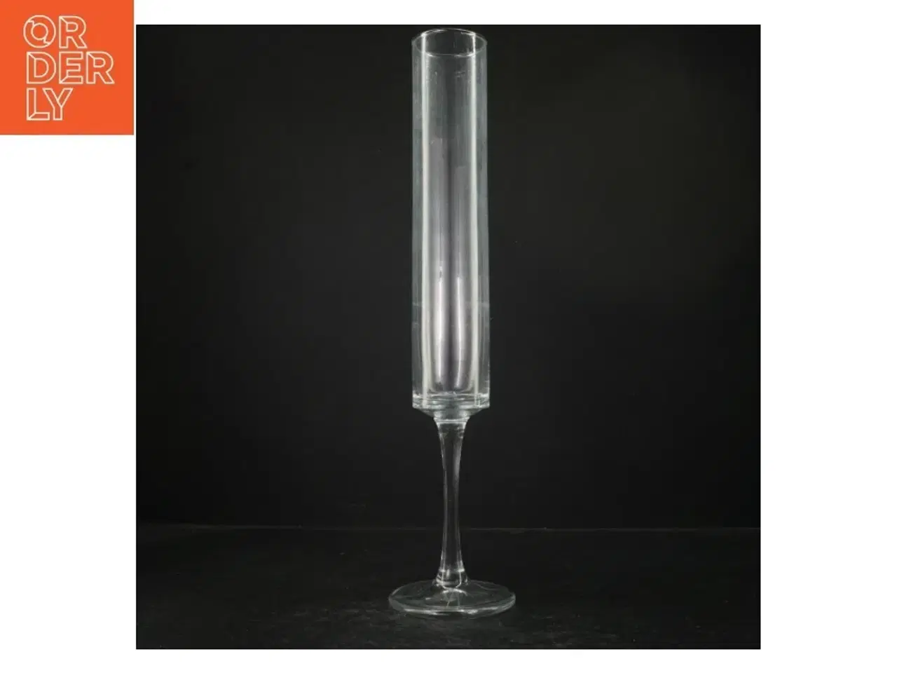 Billede 1 - Flot, Høj cylinderformet glasvase (str. Ø. 6 cm. længde. 45 cm)