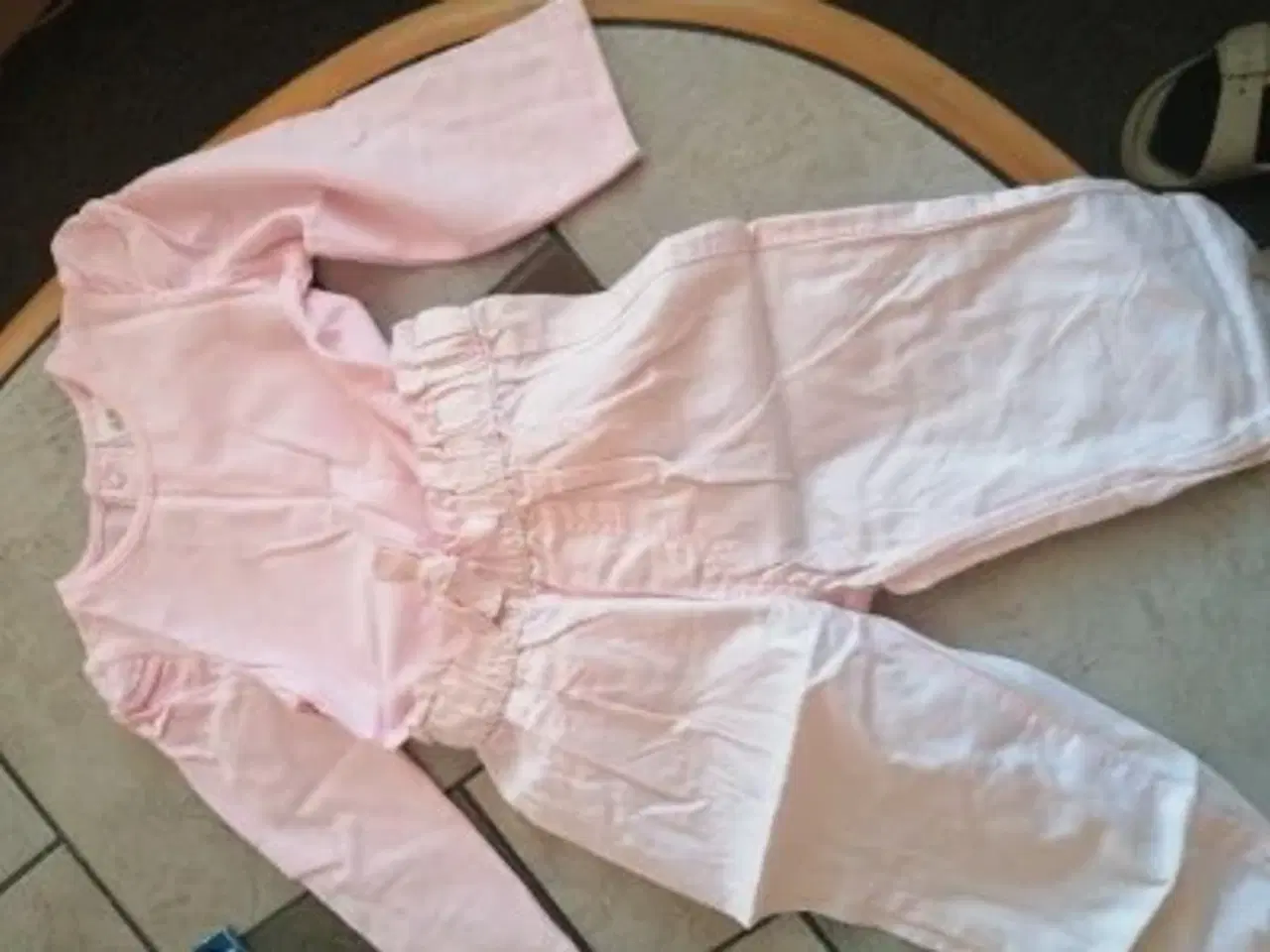 Billede 3 - sæt og kjoler