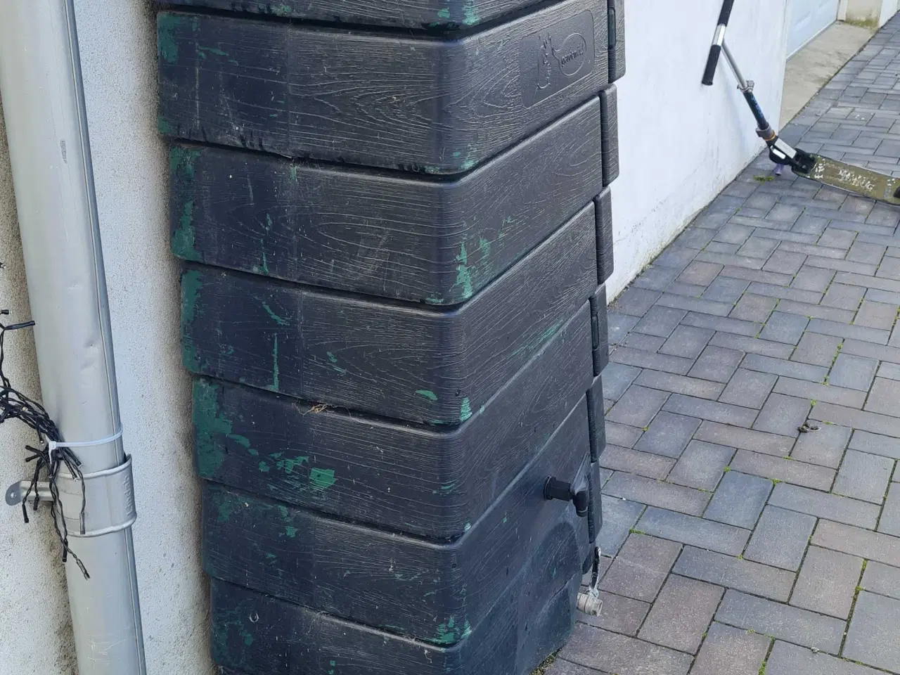 Billede 2 - Stor regnvandsbeholder i plast