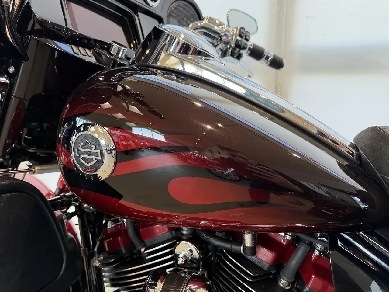 Billede 31 - Harley Davidson FLHTCUTGSE Tri Glide Ultra CVO 117" Trike