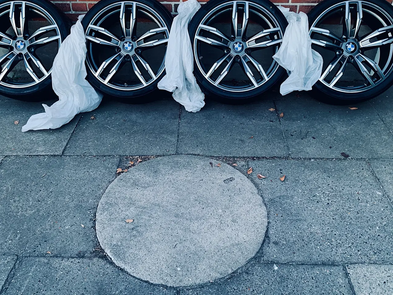 Billede 2 - 20", BMW alufælge med sommerdæk