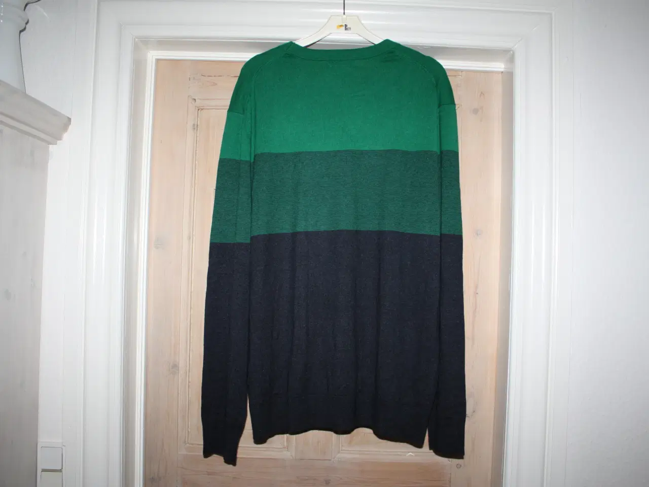 Billede 3 - Tynde silk /cashmere sweater fra Banana Republic 