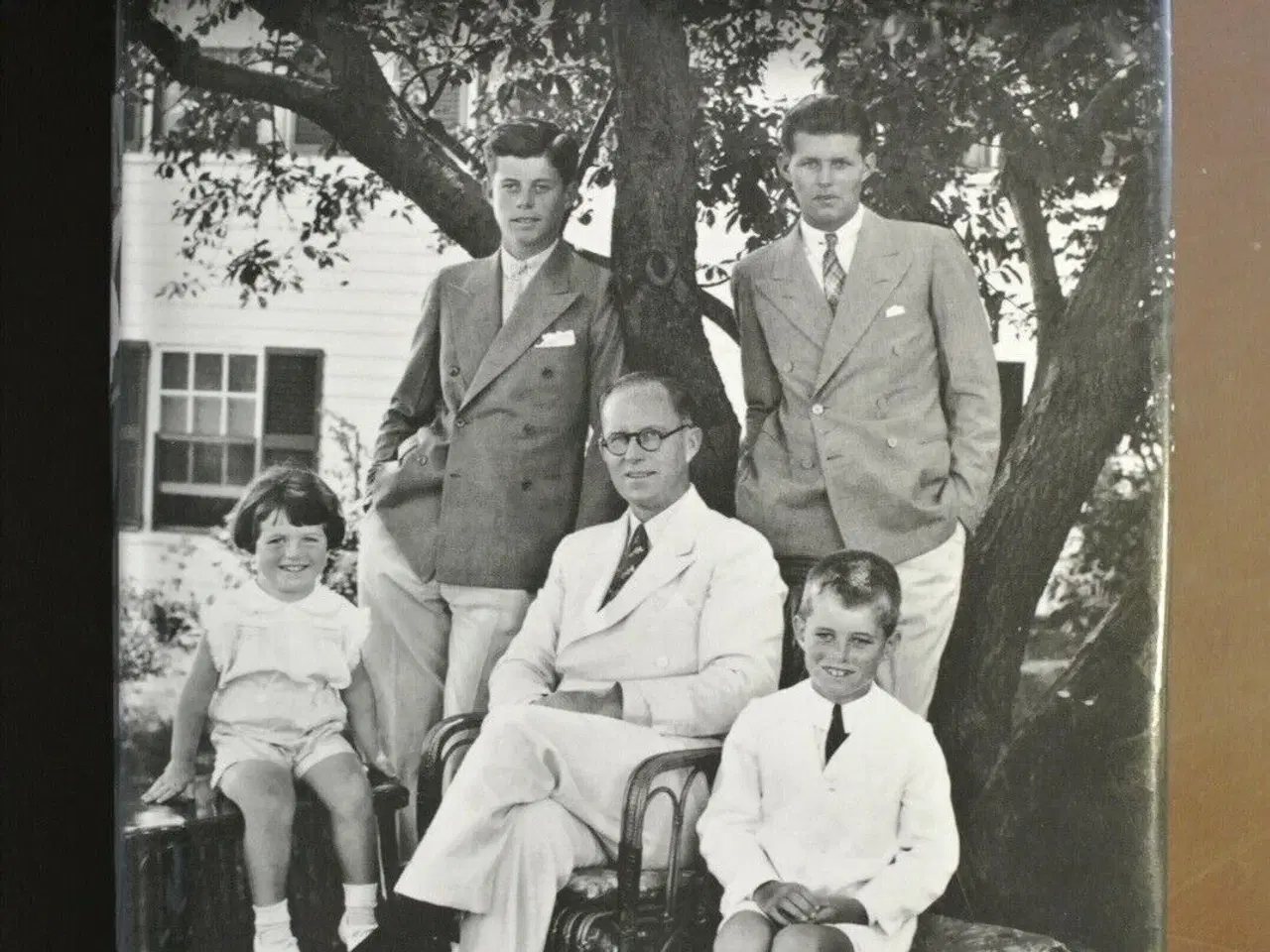 Billede 1 - the kennedy men 1901-1963, by laurence leamer