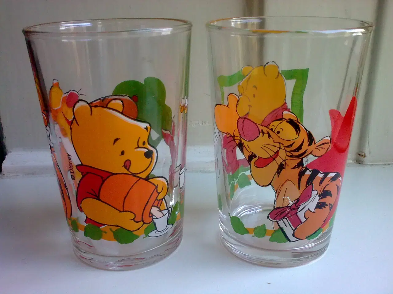 Billede 5 - Disney Peter Plys orange VENNER på juice glas