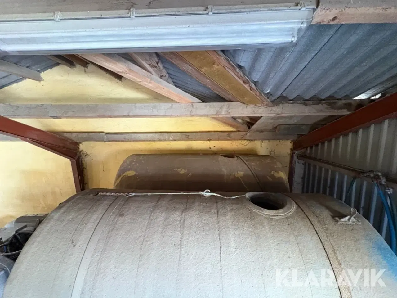 Billede 2 - Glasfibertanke 2500 liter 2 styk