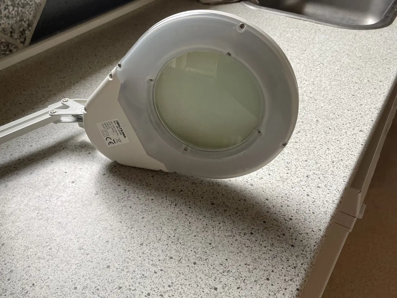 Billede 5 - Luplampe med lys og bordklemme