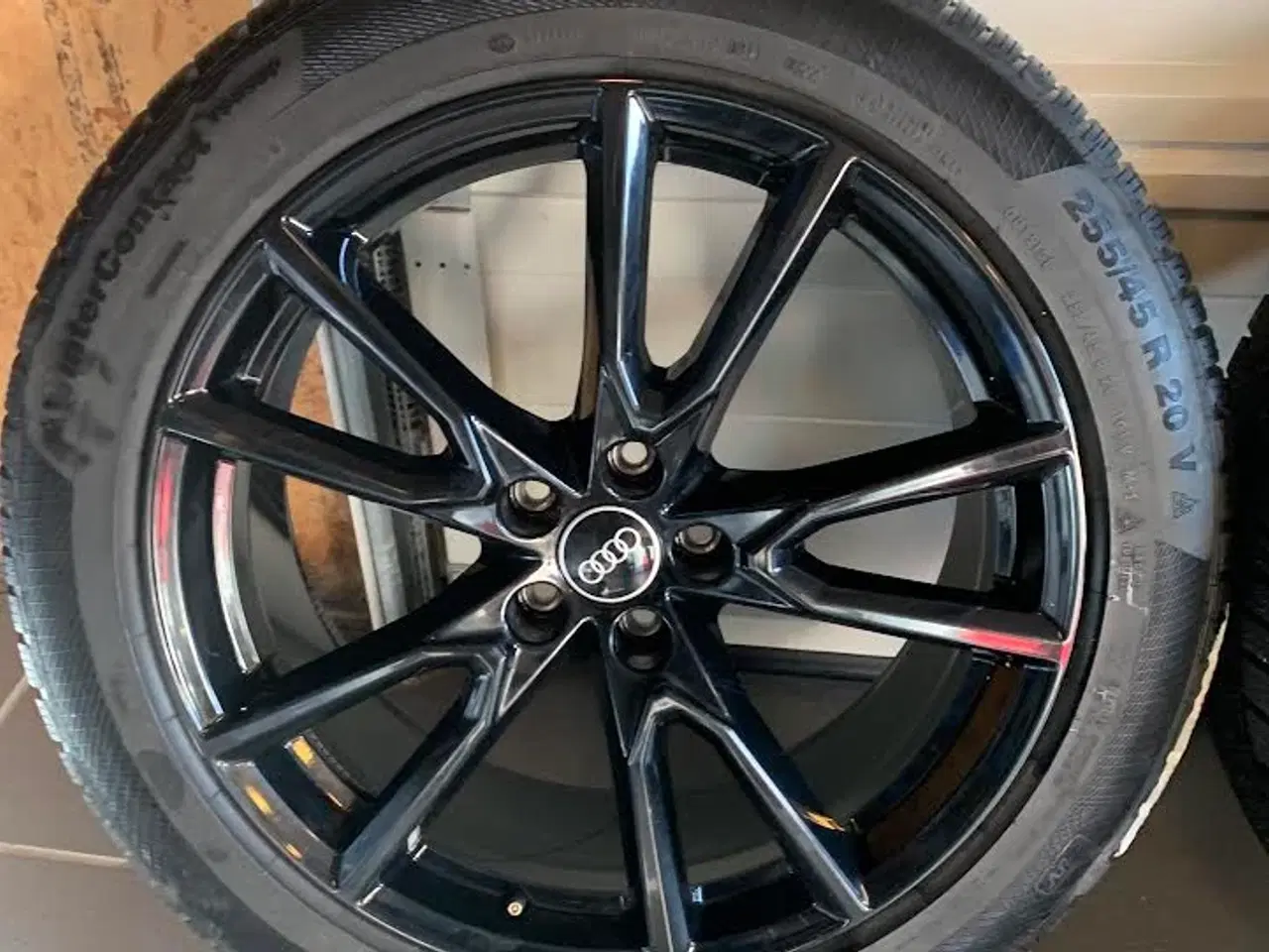 Billede 4 - Audi 10-eget voxdesign sort 8j x 20"