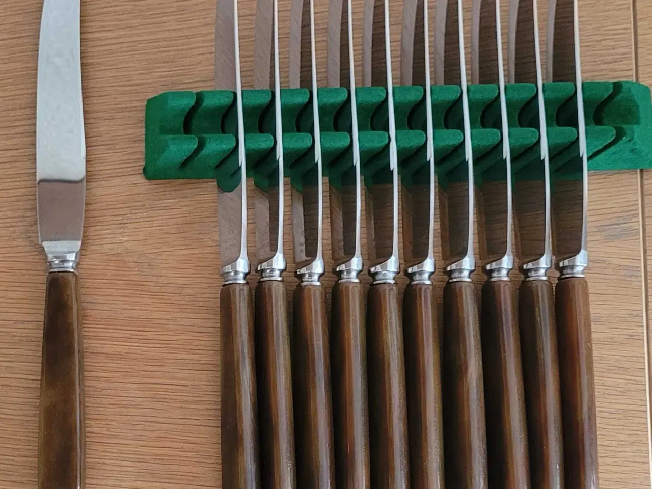 Billede 1 - Knive med benskaft