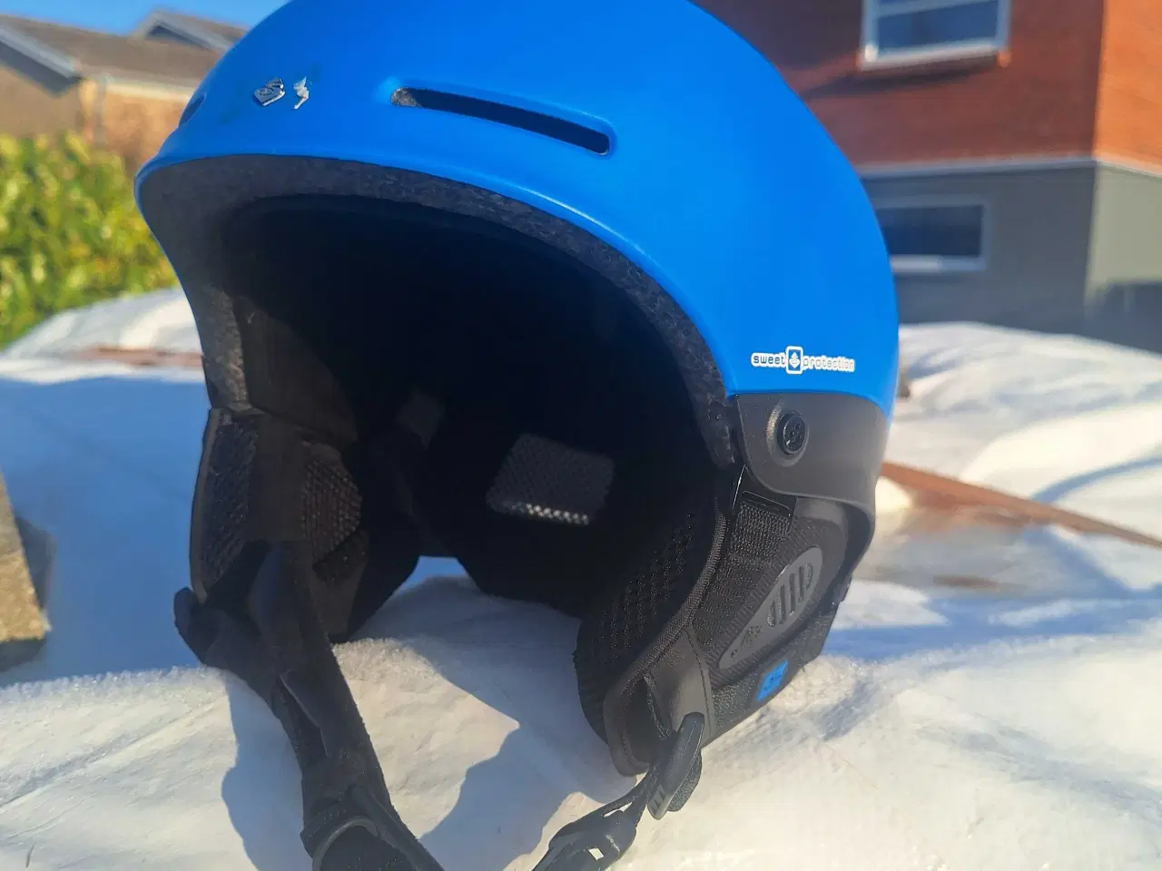 Billede 2 - Ski-hjelm til børn.